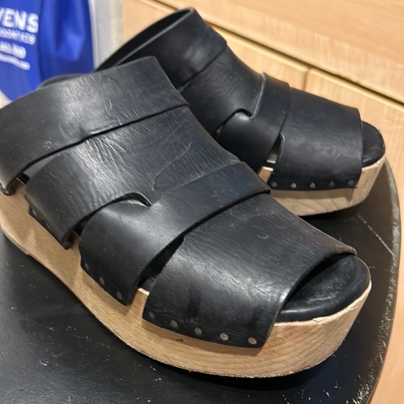 Rick Owens Shoes - Like new, size 39 Rick Owens clogs.